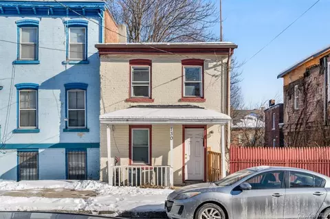 130 Johnston St, Newburgh, NY 12550