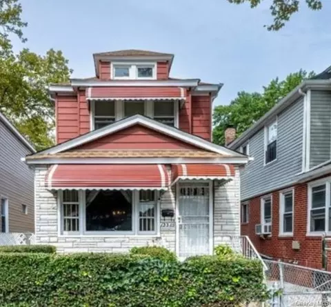 13305 107th Ave, South Richmond Hill, NY 11419