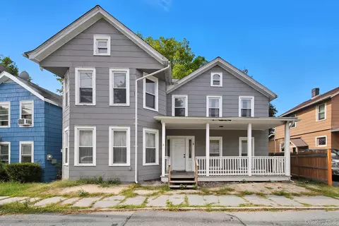 5 New St, Port Jervis, NY 12771