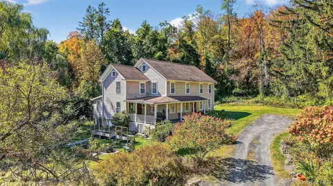 55 Lennox Ave, Glenford, NY 12433
