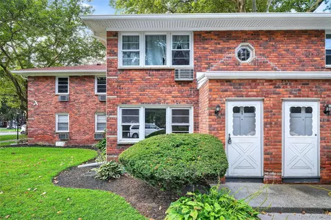 2710 South Rd #A1, Poughkeepsie, NY 12601