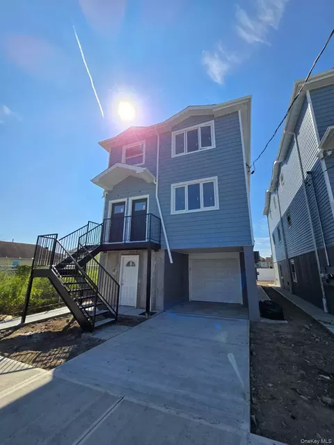 449 Beach 45 St, Far Rockaway, NY 11691