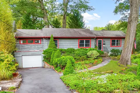 420 Grant Ter, Mamaroneck, NY 10543
