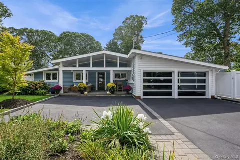 92 Suffolk Rd, Massapequa, NY 11758