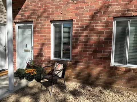 15 Denver Ct #15, Coram, NY 11727