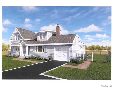 84 Hiawatha Dr, Brightwaters, NY 11718