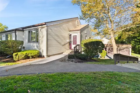 43 Jefferson Oval #B, Yorktown, NY 10598