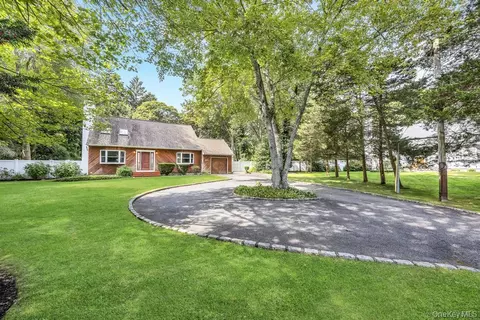 46 4 Oak St #A, Centereach, NY 11720