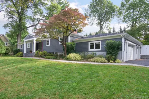 27 Hawthorne Way, Greenburgh, NY 10530
