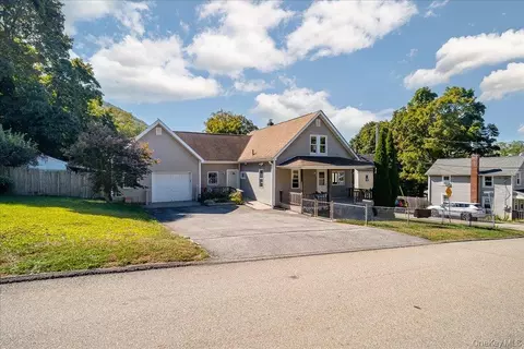 295 E Main St, Beacon, NY 12508