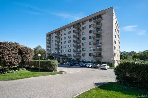 666 Pelham Rd #4J, New Rochelle, NY 10805