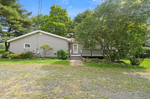 138 Camp Orange Rd, Wallkill, NY 10941