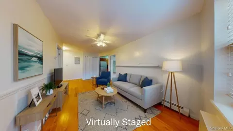 420 42nd St #1E, Brooklyn, NY 11232
