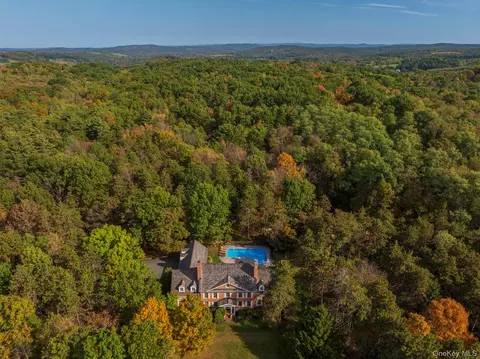 147 Rock City Rd, Old Chatham, NY 12136