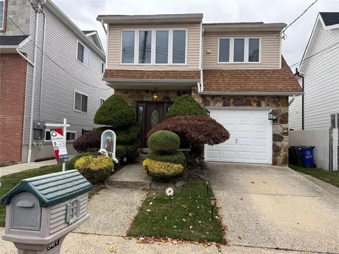867 Sinclair Ave, Staten Island, NY 10309