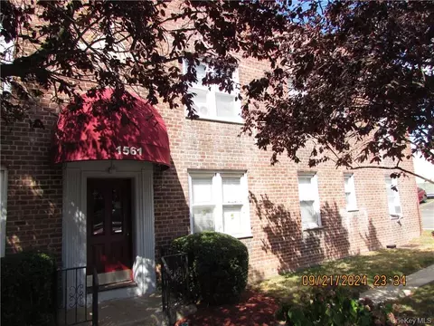 1561 Central Park Ave #I-5, Yonkers, NY 10710