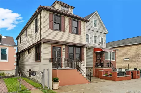 1444 Gillespie Ave, New York, NY 10461