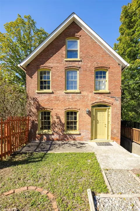 532 Washington Ave, Beacon, NY 12508