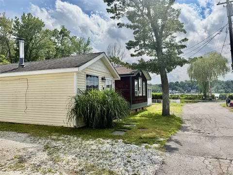 9 Cottage Ln, North Salem, NY 10560