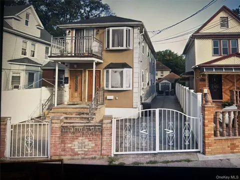 145-24 Lakewood Ave, Jamaica, NY 11435