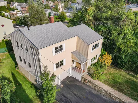 161 Stephenson Blvd, New Rochelle, NY 10801