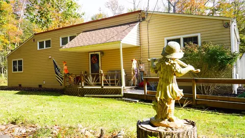 186 Schumway Rd, Neversink, NY 12765