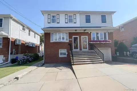 147-20 17th Ave, New York, NY 11357
