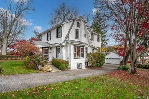 140 Columbus Ave, Mount Pleasant, NY 10595