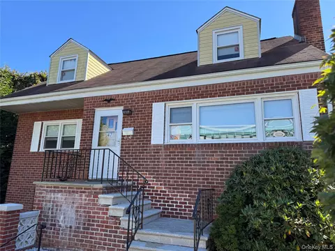 47 Brewster Ave, Yonkers, NY 10701
