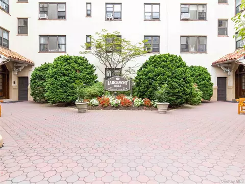 17 N Chatsworth Ave #1H, Larchmont, NY 10538