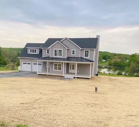 750 Ridgebury Rd, Wawayanda, NY 10973