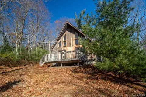140 Stiller Berg Strada, Rochester, NY 12446