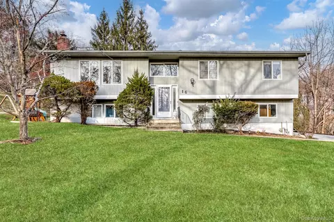 16 Old Pomona Rd, Ramapo, NY 10901