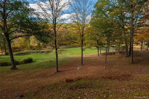 31 W Lake Rd, Warwick Town, NY 10990