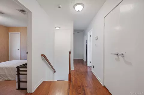Entry Way - 19 Dumond Pl, Coram, NY 11727 photo 3 of 3