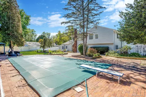 Exterior - 19 Dumond Pl, Coram, NY 11727 photo 4 of 10