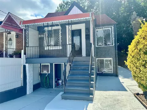 3145 Mickle Ave, New York, NY 10469
