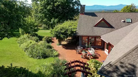 926 Turkey Hill Rd, Milan, NY 12571