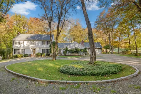 41 West Ln, Lewisboro, NY 10590