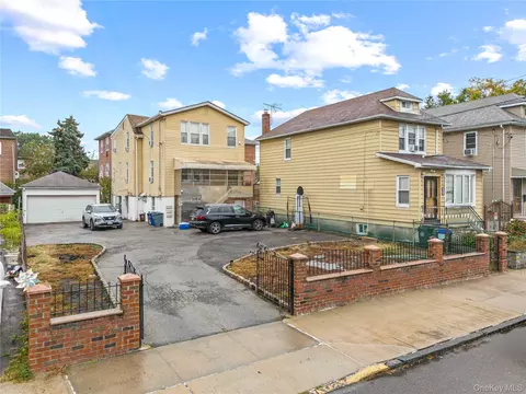 2914 Lasalle Ave, New York, NY 10461