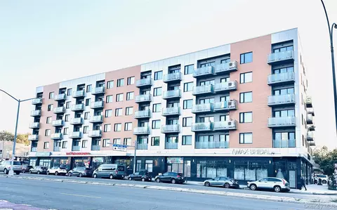 62-98 Woodhaven Blvd #6F, Middle Village, NY 11379