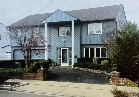 3966 Carrel Blvd, Oceanside, NY 11572