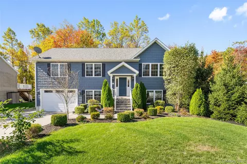 506 Westbrook Dr, Cortlandt, NY 10567