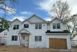 20 Boston Ave, Massapequa, NY 11758