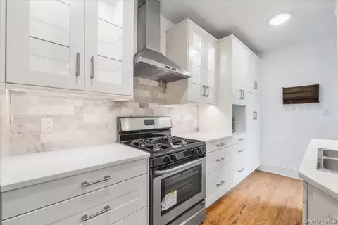 30 Windsor Ter #4J, White Plains, NY 10601