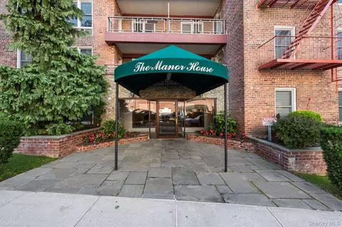 241-20 Northern Blvd # 6E, New York, NY 11362