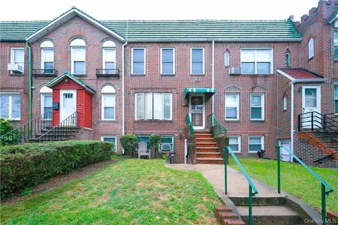 1988 E 29th St, Brooklyn, NY 11229