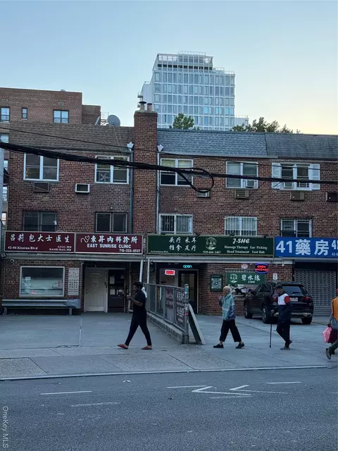 4266 Kissena Blvd, Flushing, NY 11355