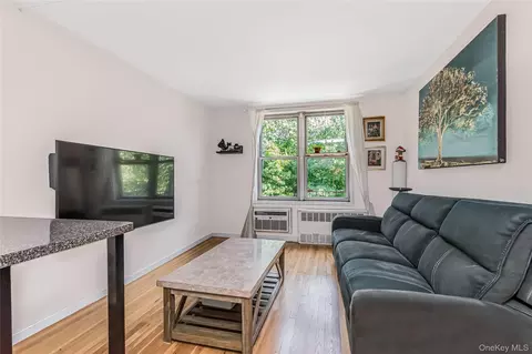 6200 Riverdale Ave #3K, New York, NY 10471