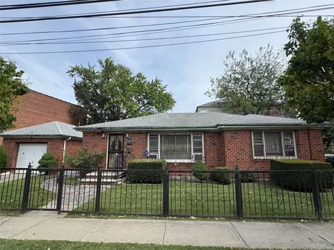 180 Swinton Ave, New York, NY 10465